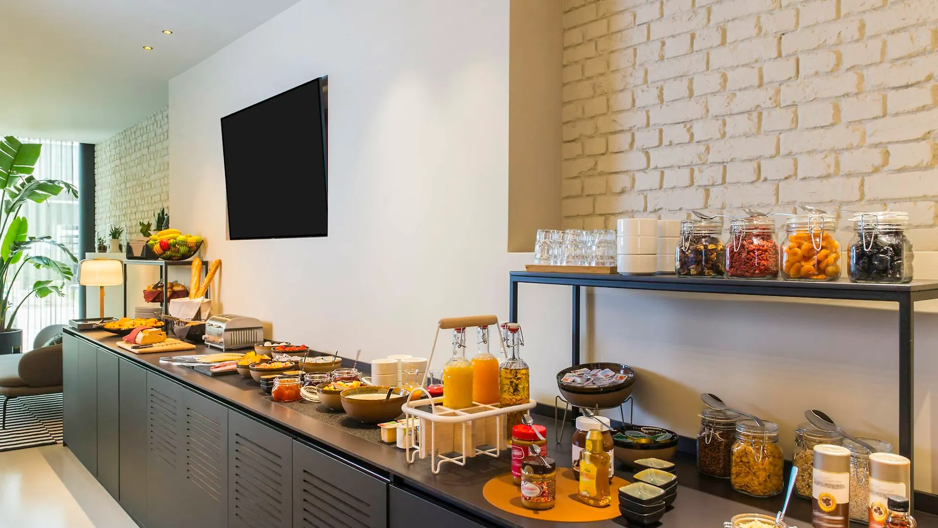 Ibis Brussels Centre Chatelain Иксель